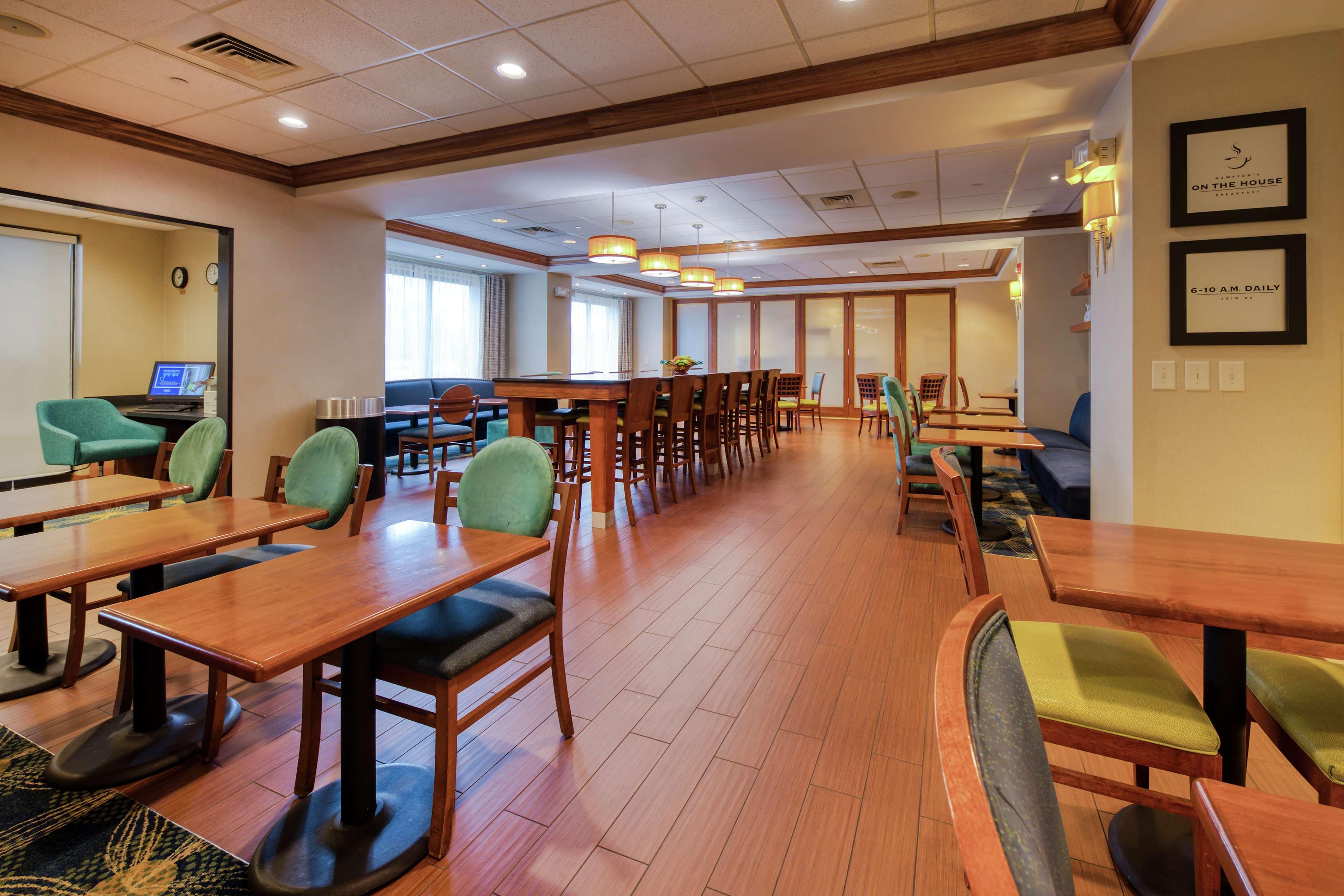 Hampton Inn Wilmington University Area Buitenkant foto
